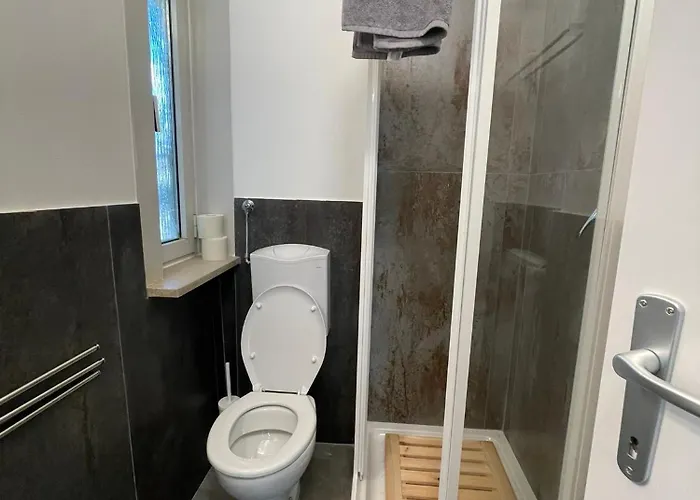 Licen بيت ضيافة ترييستي